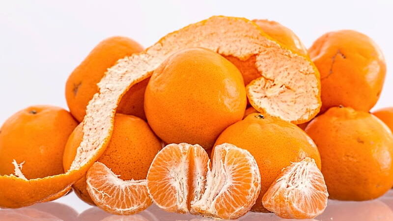 JEDITE MANDARINE: Da li ste znali da ovo voće ima dvostruko više vitamina C od naranče?!