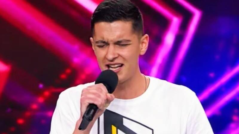 POSLUŠAJTE: Mladi Makedonac oduševio izvedbom Mišinog hita u Supertalentu [VIDEO]