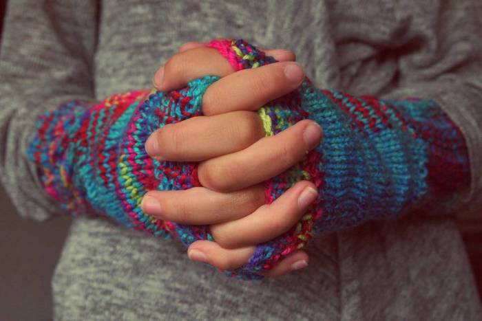 OBRATITE PAŽNJU, NEKI NISU BEZAZLENI: Deset razloga zbog kojih su vam ruke uvijek hladne