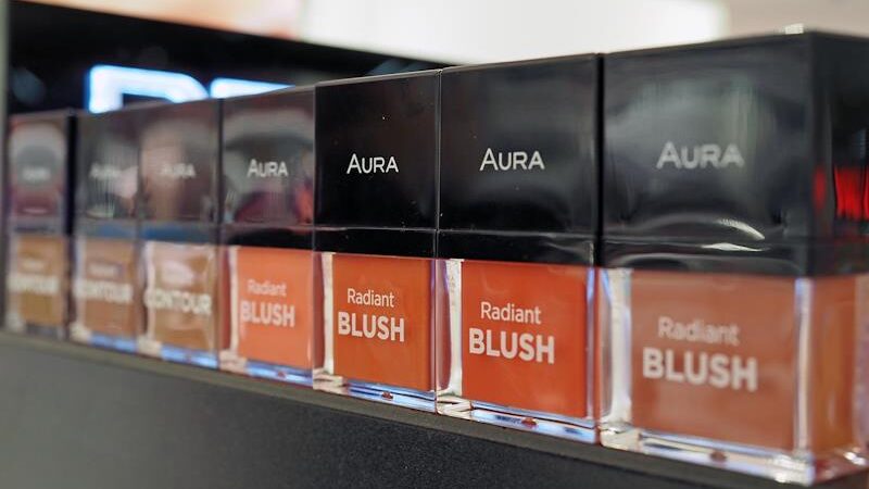 Beauty inovacija – AURA konture i rumenila za svježinu svakodnevnog make up looka
