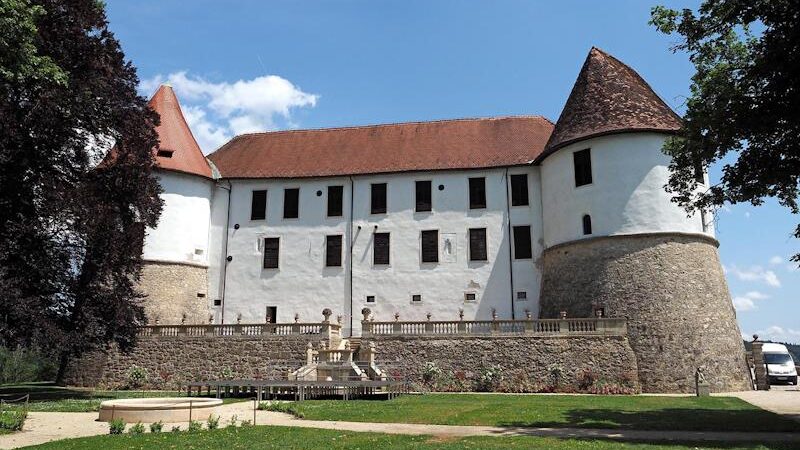 Dvorci Posavja – slovenski dvorci koji pozivaju na kraljevski izlet ili savršen vikend